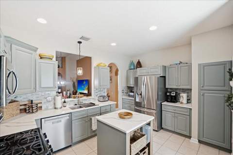407 NW Granville Street, Port St. Lucie FL - photo 11 of 43