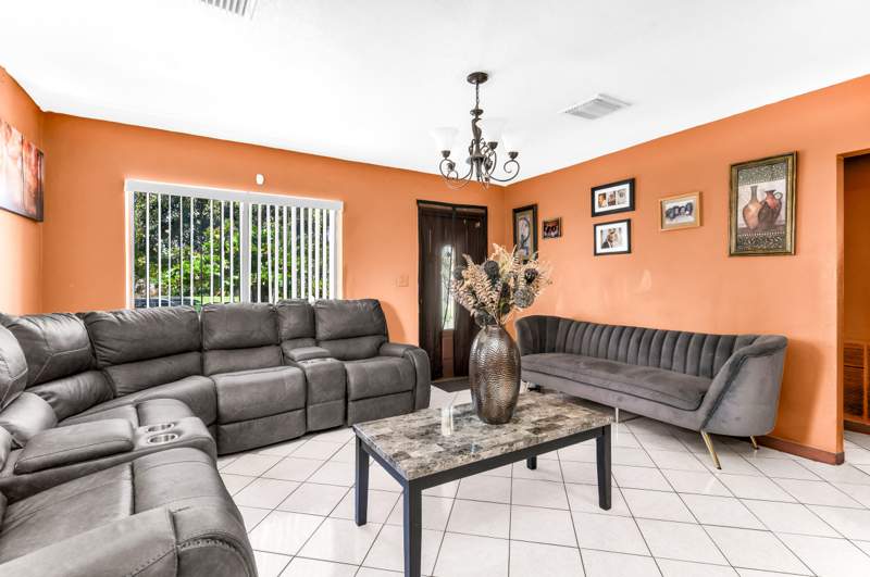 4 bedroom Single Family Residence at 146 SE 5th Avenue, Bowers Park, Boynton Beach — photo 5