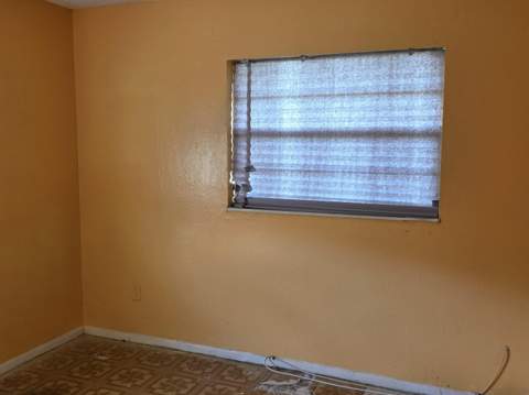 2906 Anderson Drive, Fort Pierce FL - photo 6 of 14