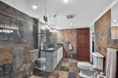 102 Half Moon Circle #F2, Hypoluxo FL - photo 19 of 57
