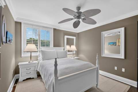 102 Half Moon Circle #F2, Hypoluxo FL - photo 21 of 57
