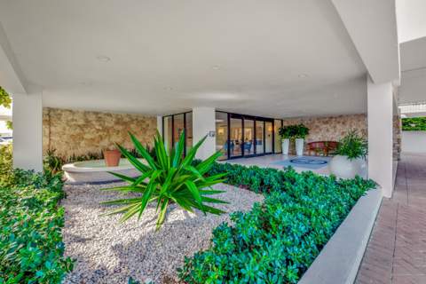 250 Bradley Place #504, Palm Beach FL - photo 8 of 35