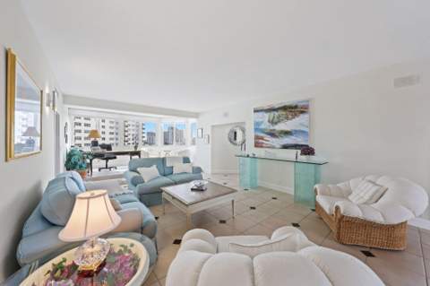 333 Sunset Drive #501, Fort Lauderdale FL - photo 8 of 39