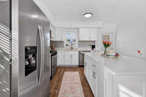 415 Greenbriar Drive, West Palm Beach FL - photo 14 of 61