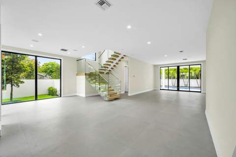 445 NE 11th Avenue, Fort Lauderdale FL - photo 7 of 61