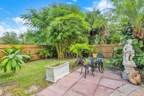 2513 SW Calender Street, Port St. Lucie FL - photo 6 of 48