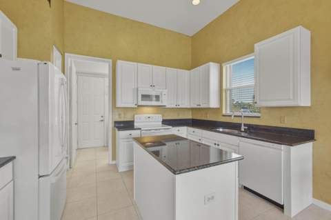 1251 SE Illusion Isle Way, Stuart FL - photo 17 of 69