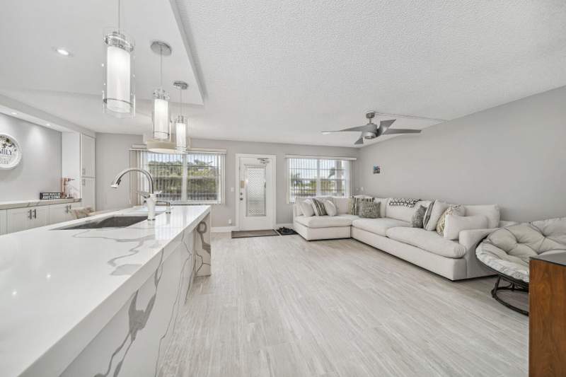 2 bedroom Condominium at 364 Wellington J, Wellington Condos, West Palm Beach — photo 4