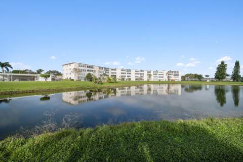 364 Wellington J, West Palm Beach FL - photo 19 of 23