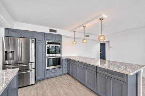 5600 N Flagler Drive #606, West Palm Beach FL - photo 8 of 44