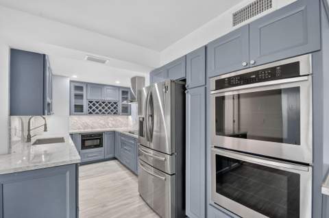 5600 N Flagler Drive #606, West Palm Beach FL - photo 10 of 44