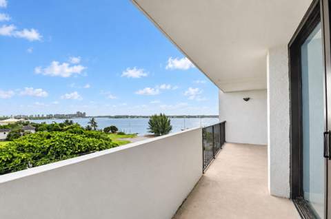 5600 N Flagler Drive #606, West Palm Beach FL - photo 17 of 44