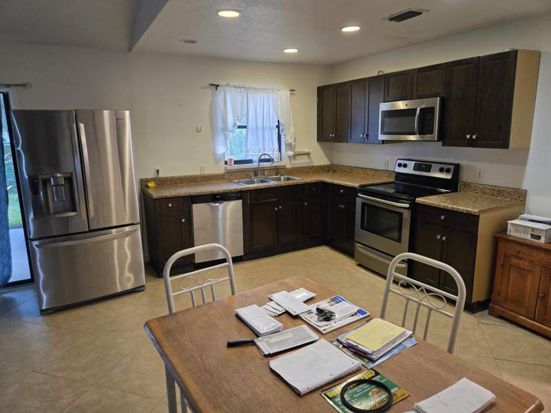 2 bedroom Single Family Residence at 761 NW Bayshore Boulevard, Port St Lucie Section 25, Port St. Lucie — photo 3