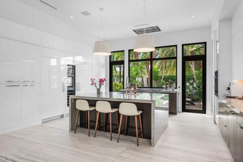 800 Seagate Drive, Delray Beach FL - photo 13 of 57
