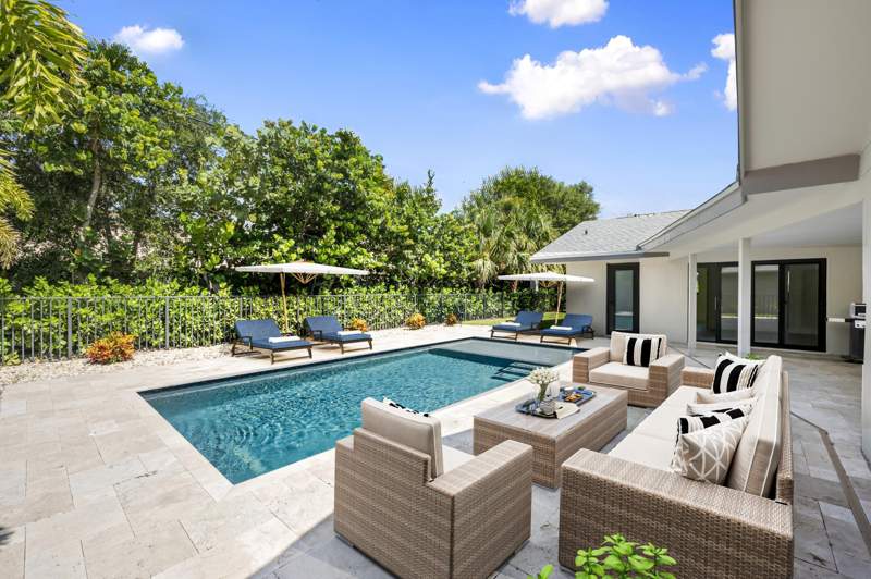 4 bedroom Single Family Residence at 11569 Landing Place, Hidden Key, North Palm Beach — photo 4
