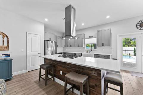 902 NW 9th Avenue, Boynton Beach FL - photo 12 of 50