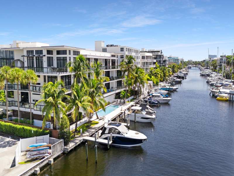 3 bedroom Condominium at 161 Isle Of Venice Drive #204, Palms On Venice Condo, Fort Lauderdale — photo 1