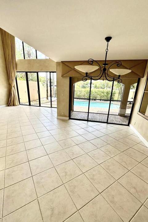 22641 Caravelle Circle #22641, Boca Raton FL - photo 7 of 27