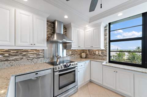 911 Ocean Drive #506, Juno Beach FL - photo 9 of 73