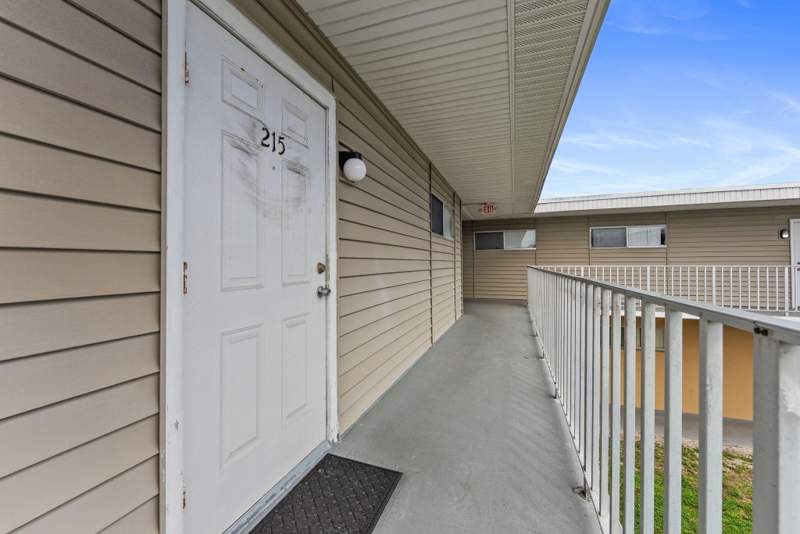2 bedroom Condominium at 1500 Crescent Circle #B215, Apartments At Timberlake Condo, Lake Park — photo 3