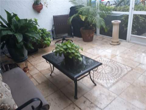 5906 NW 93rd Terrace, Tamarac FL - photo 6 of 37