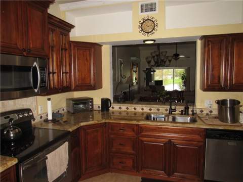 5906 NW 93rd Terrace, Tamarac FL - photo 8 of 37