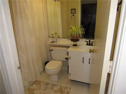 5906 NW 93rd Terrace, Tamarac FL - photo 21 of 37