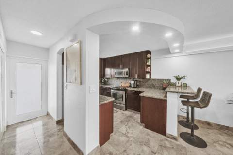 1536 SE 15th Court #404, Deerfield Beach FL - photo 16 of 49