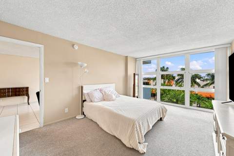 531 N Ocean Boulevard #505, Pompano Beach FL - photo 11 of 48