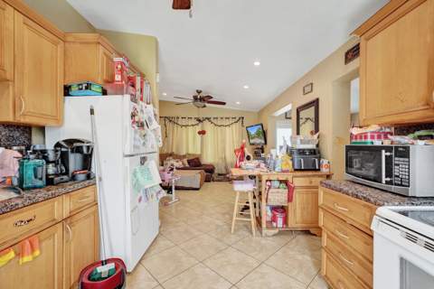 3630 SW 40th Street, West Park FL - photo 6 of 36