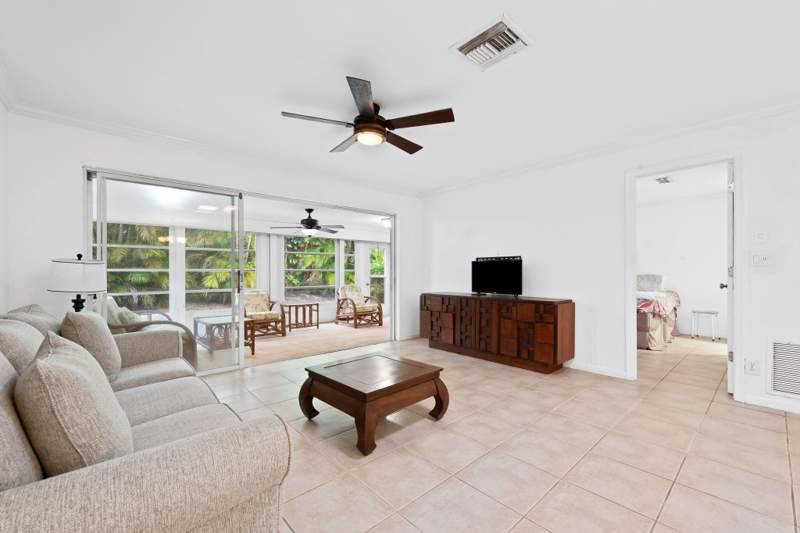 2 bedroom Villa at 143 SE 7th Street, Vizcaya Gardens, Deerfield Beach — photo 4