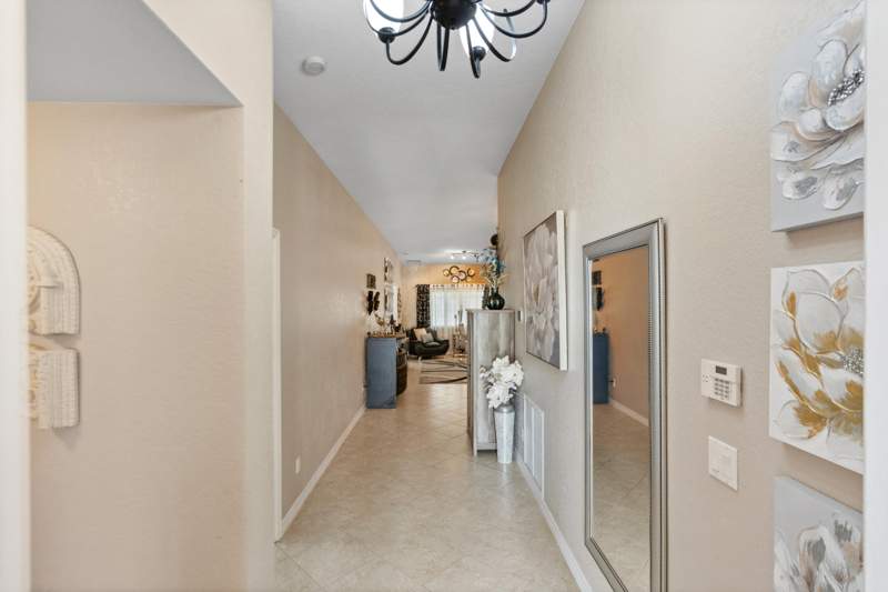 3 bedroom Single Family Residence at 1952 SW Jamesport Drive, Fourth Replat Of Portofino Isles, Port St. Lucie — photo 4