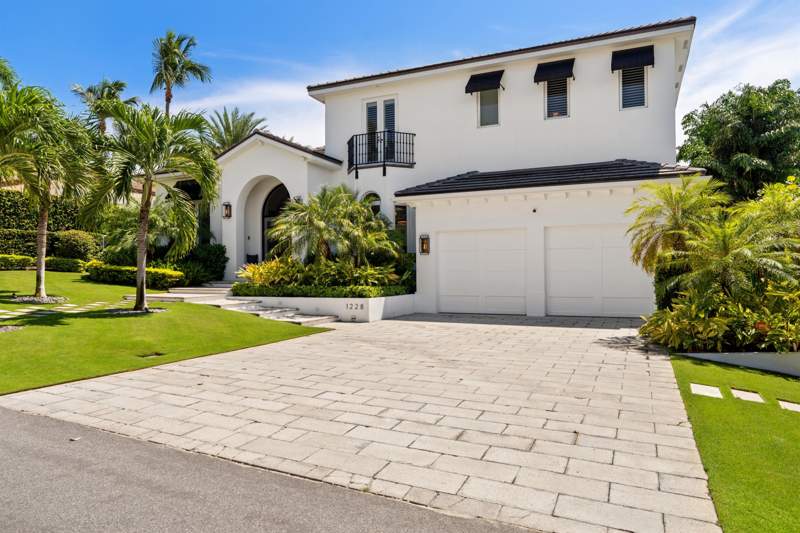 4 bedroom Single Family Residence at 1228 Crestwood Drive, Crestwood Delray, Delray Beach — photo 3