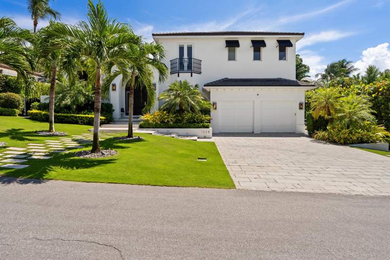 4 bedroom Single Family Residence at 1228 Crestwood Drive, Crestwood Delray, Delray Beach — photo 4