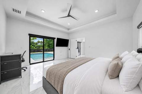 641 Marshall Road, West Palm Beach FL - photo 17 of 57