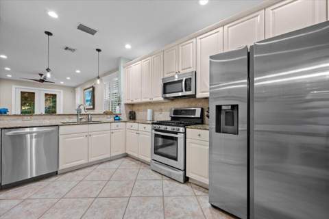 443 Pumpkin Drive, Palm Beach Gardens FL - photo 16 of 68