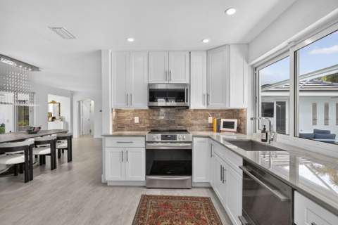 2920 NE 52nd Street, Fort Lauderdale FL - photo 12 of 43