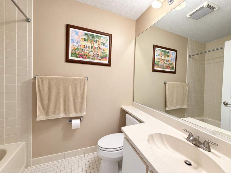 2 bedroom Villa at 3520 Wash Road #C, Villas Of Willow Bend, Lake Worth — photo 4