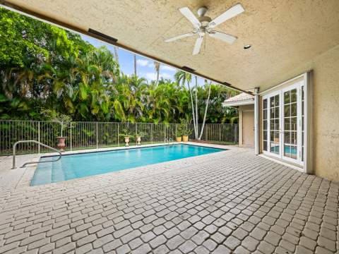 1207 Manor Drive, Weston FL - photo 10 of 41