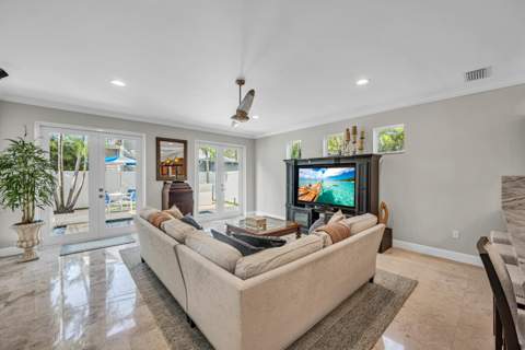 1419 NE 4th Place, Fort Lauderdale FL - photo 21 of 64