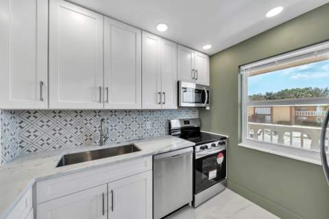 9818 Marina Boulevard #1225, Boca Raton FL - photo 8 of 37