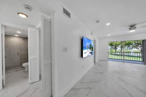 9818 Marina Boulevard #1225, Boca Raton FL - photo 11 of 37