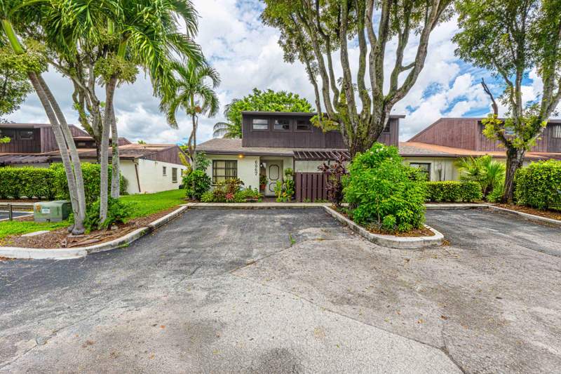 3 bedroom Townhouse at 6967 SW 40th Street #5-R, Woodscape Townhomes, Miramar — photo 4
