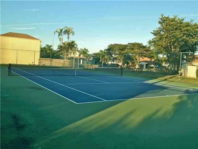 4 bedroom Single Family Residence at 106 Azalea Circle, Lakes Of Tara Unit 2, Boynton Beach — photo 3