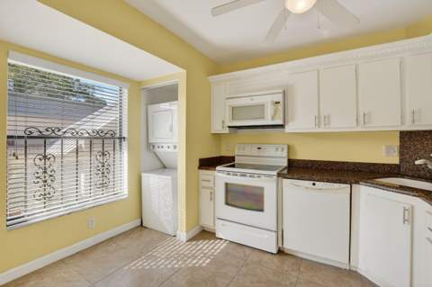 265 SE 10th Street #11C, Deerfield Beach FL - photo 19 of 46