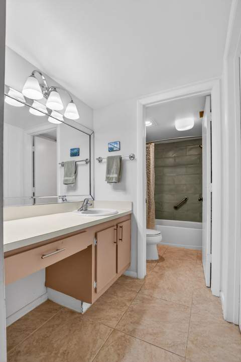 265 SE 10th Street #11C, Deerfield Beach FL - photo 24 of 46