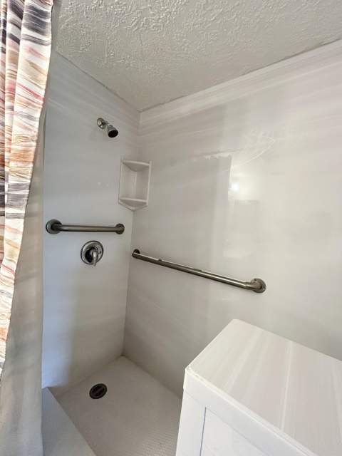435 Pine Glen Lane #B-2, Greenacres FL - photo 14 of 33