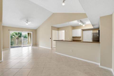 278 Village Boulevard #8306, Tequesta FL - photo 6 of 45