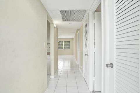 2200 Park Lane #Unit 111, Hollywood FL - photo 8 of 28