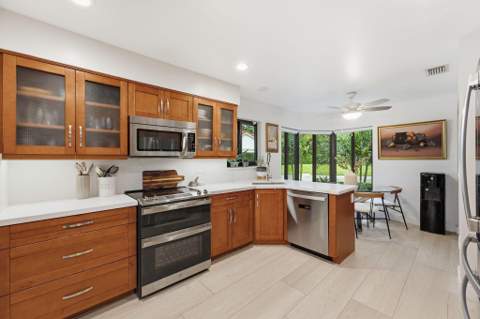 9701 NW 18th Court, Plantation FL - photo 12 of 34